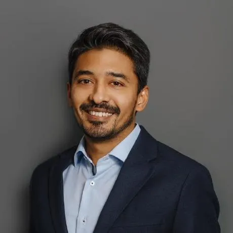 Naqqash Abbassi, Co-founder and CPTO of Dost